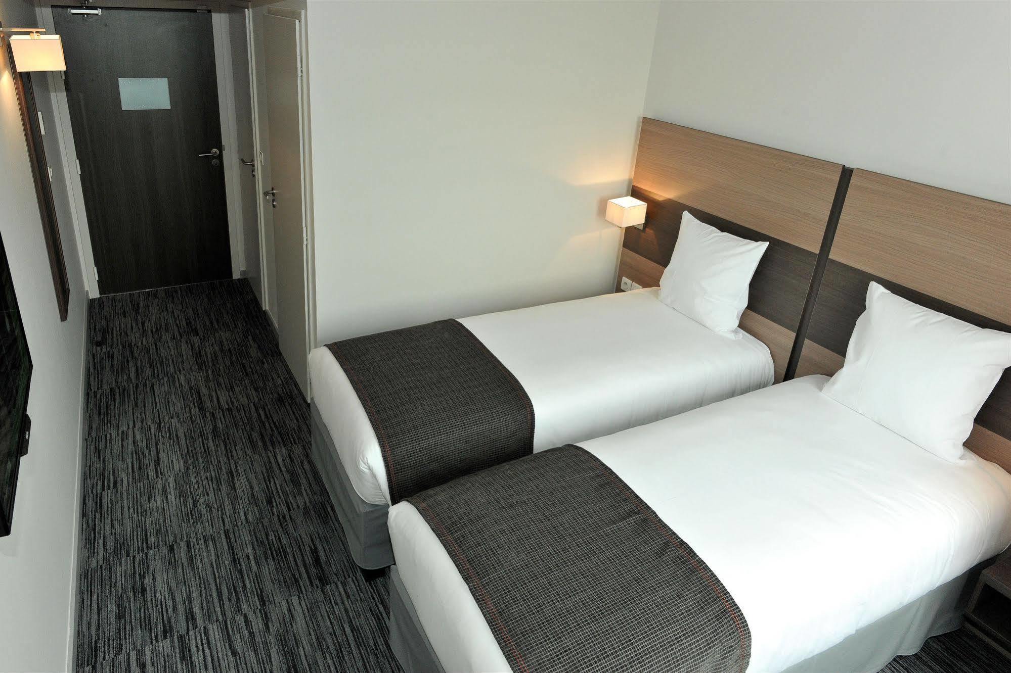 Dios Hotel Bruguieres Kültér fotó