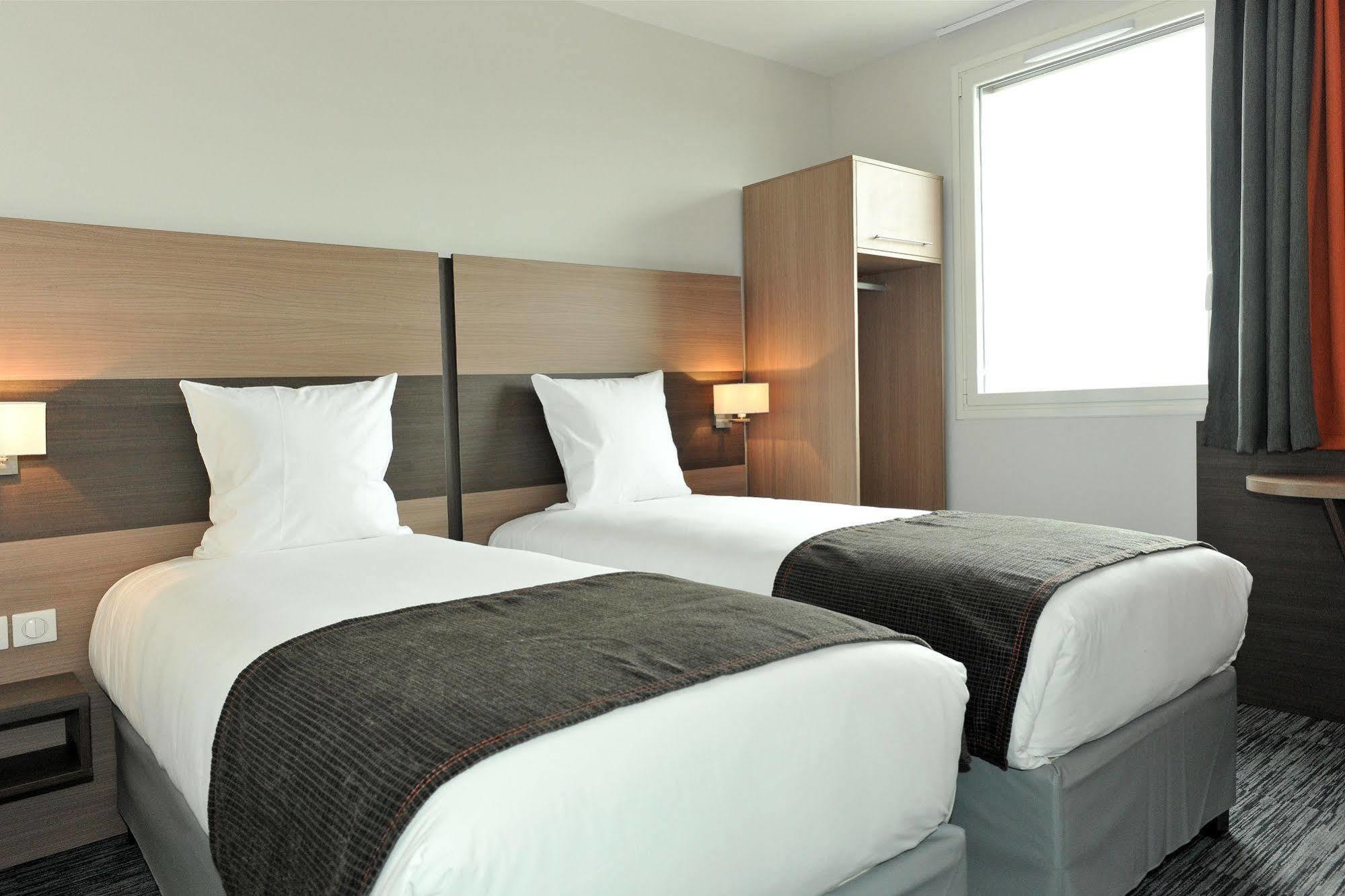Dios Hotel Bruguieres Kültér fotó